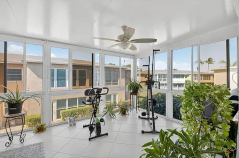 1141 Violet Terrace Delray Beach FL 33445