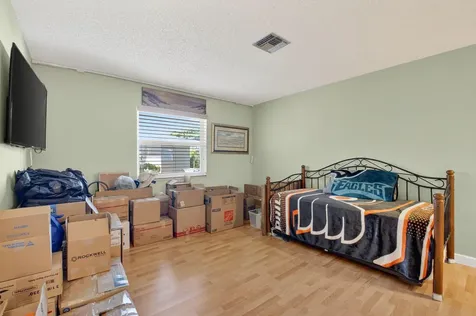 1141 Violet Terrace Delray Beach FL 33445