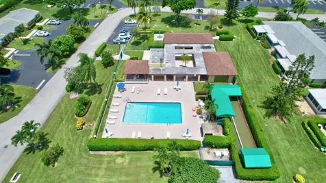 1141 Violet Terrace Delray Beach FL 33445