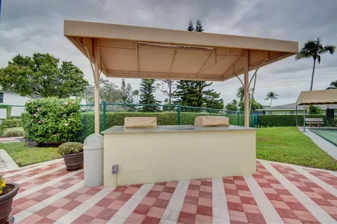1141 Violet Terrace Delray Beach FL 33445