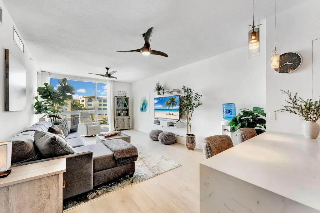111 Se 1st Avenue Delray Beach FL 33444