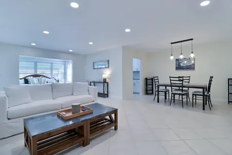 1330 High Point Place Delray Beach FL 33445