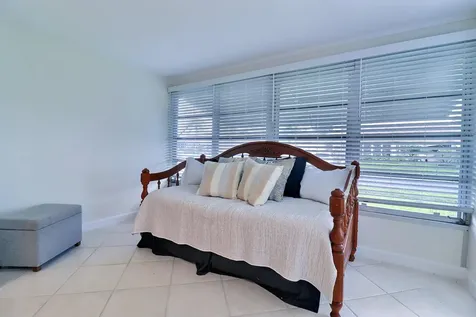 1330 High Point Place Delray Beach FL 33445