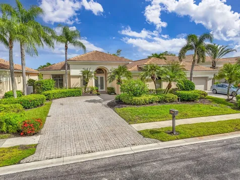 7510 Blue Heron Way West Palm Beach FL 33412