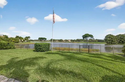 7510 Blue Heron Way West Palm Beach FL 33412