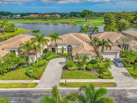 7510 Blue Heron Way West Palm Beach FL 33412