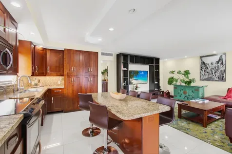 185 Brittany D Delray Beach FL 33446