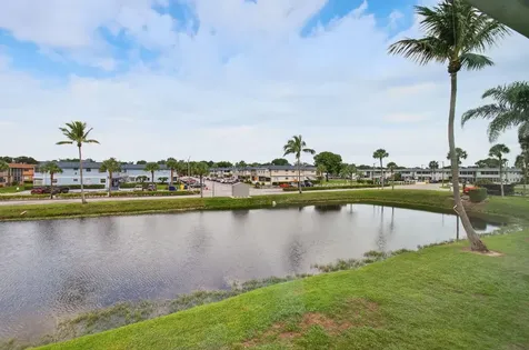185 Brittany D Delray Beach FL 33446