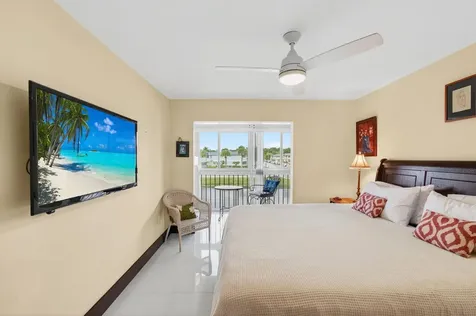185 Brittany D Delray Beach FL 33446