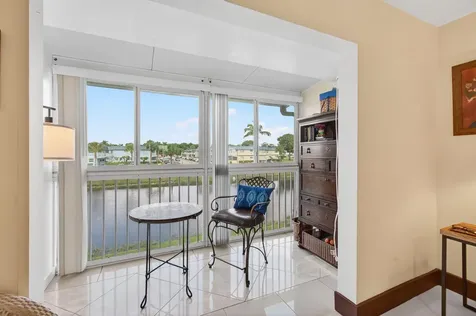 185 Brittany D Delray Beach FL 33446