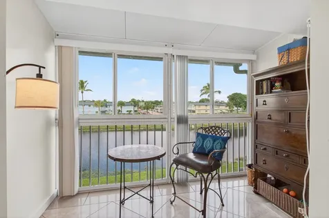 185 Brittany D Delray Beach FL 33446
