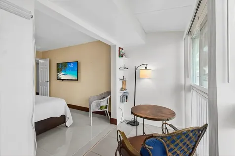 185 Brittany D Delray Beach FL 33446