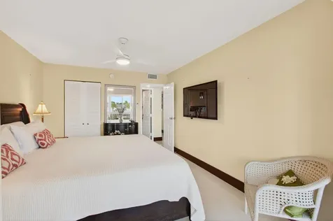 185 Brittany D Delray Beach FL 33446