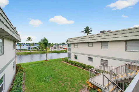 185 Brittany D Delray Beach FL 33446