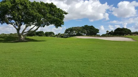 185 Brittany D Delray Beach FL 33446