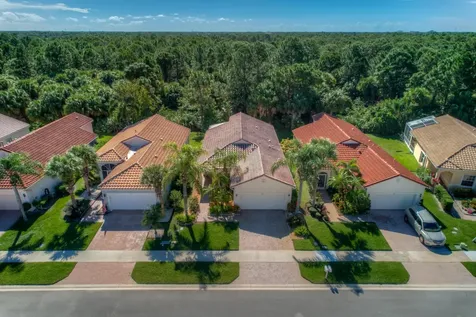 319 Nw Treeline Trace Port Saint Lucie FL 34986