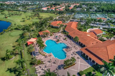 319 Nw Treeline Trace Port Saint Lucie FL 34986