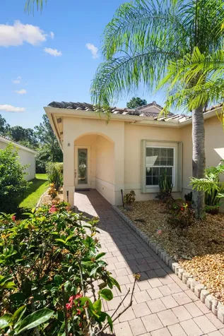 319 Nw Treeline Trace Port Saint Lucie FL 34986