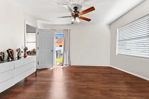1014 Sw Canary Terrace Port Saint Lucie FL 34953