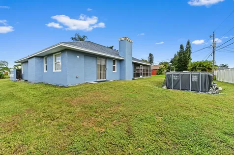 1014 Sw Canary Terrace Port Saint Lucie FL 34953