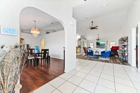 1014 Sw Canary Terrace Port Saint Lucie FL 34953