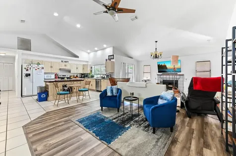 1014 Sw Canary Terrace Port Saint Lucie FL 34953