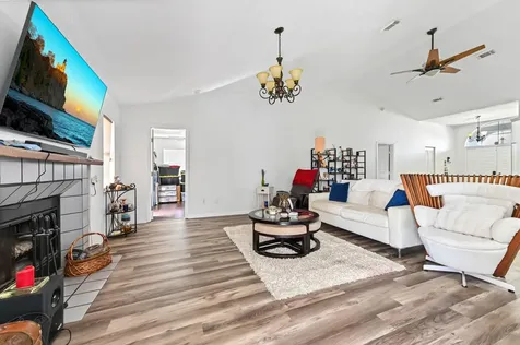 1014 Sw Canary Terrace Port Saint Lucie FL 34953