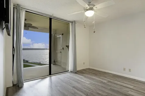 3432 Ne Causeway Boulevard Jensen Beach FL 34957