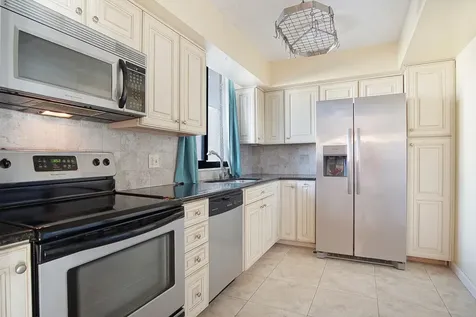 3432 Ne Causeway Boulevard Jensen Beach FL 34957