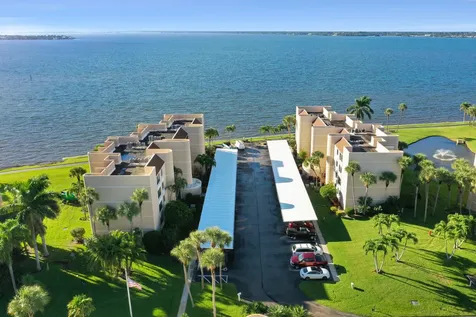 3432 Ne Causeway Boulevard Jensen Beach FL 34957