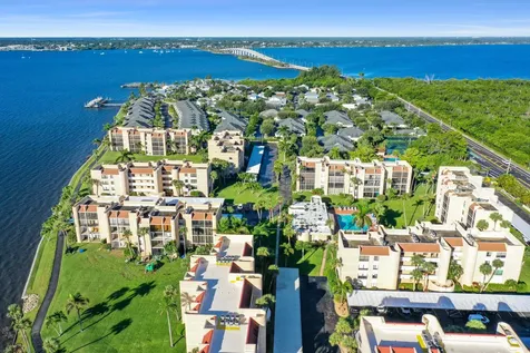 3432 Ne Causeway Boulevard Jensen Beach FL 34957