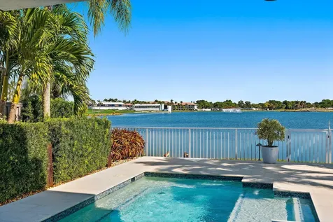 918 Augusta Pointe Drive Palm Beach Gardens FL 33418