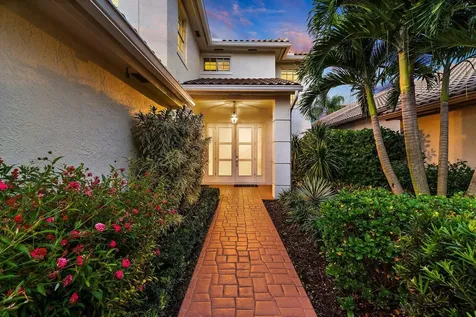 918 Augusta Pointe Drive Palm Beach Gardens FL 33418