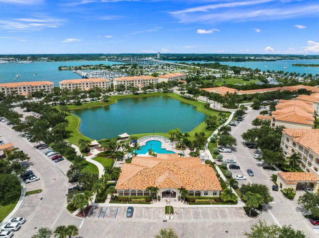 17 Harbour Isle Drive Hutchinson Island FL 34949