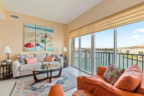 17 Harbour Isle Drive Hutchinson Island FL 34949