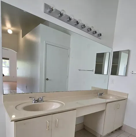 16514 Nw 3rd Street Pembroke Pines FL 33028