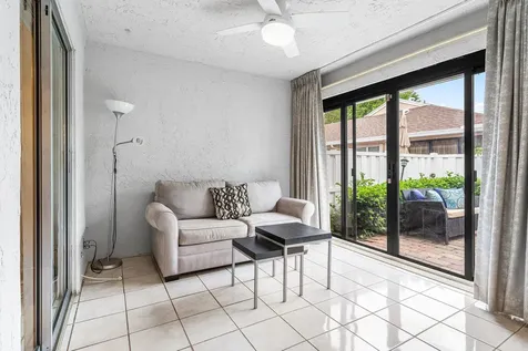 8077 Springtree Road Boca Raton FL 33496