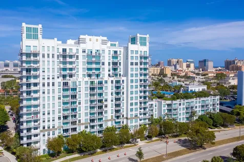 300 S Australian Avenue West Palm Beach FL 33401
