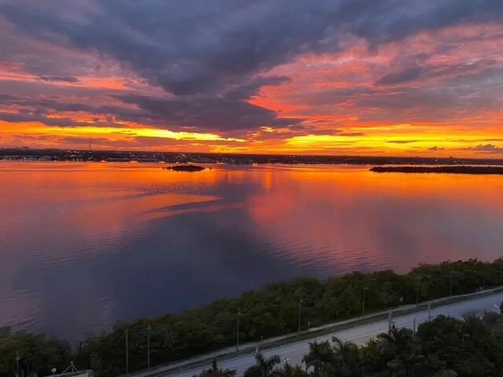 5280 N Ocean Drive Singer Island FL 33404