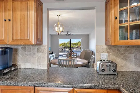 309 Lake Circle North Palm Beach FL 33408