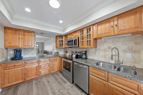 309 Lake Circle North Palm Beach FL 33408