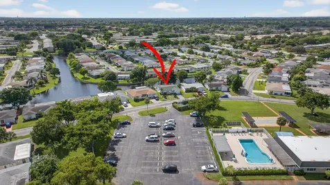 7340 Nw 8th Street Margate FL 33063