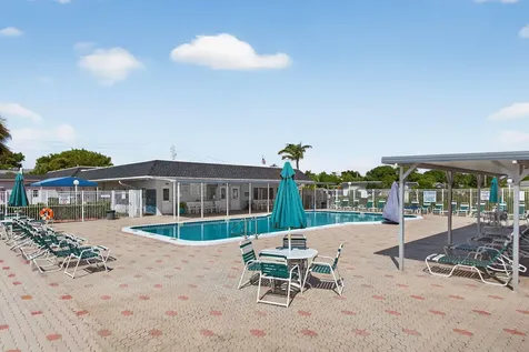 7340 Nw 8th Street Margate FL 33063