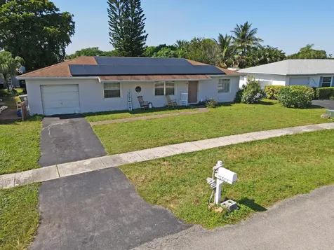 19627 Montana Lane Boca Raton FL 33434