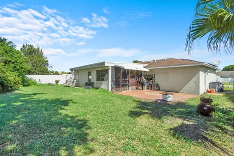 19627 Montana Lane Boca Raton FL 33434