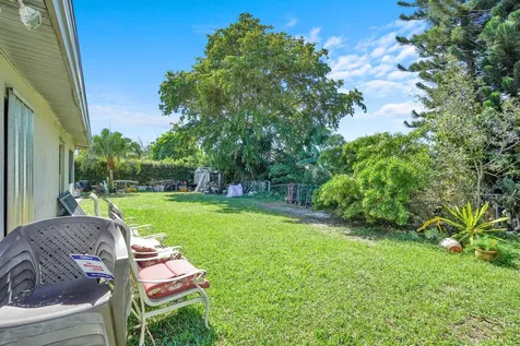 19627 Montana Lane Boca Raton FL 33434