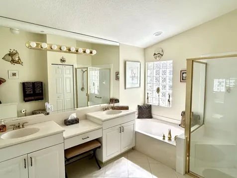 5193 Corbel Lake Way Boynton Beach FL 33437