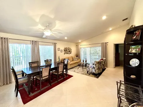 5193 Corbel Lake Way Boynton Beach FL 33437