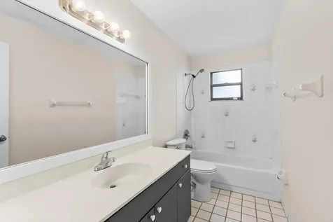 1825 Sw Cameo Boulevard Port Saint Lucie FL 34953