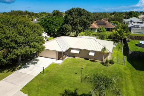 1825 Sw Cameo Boulevard Port Saint Lucie FL 34953